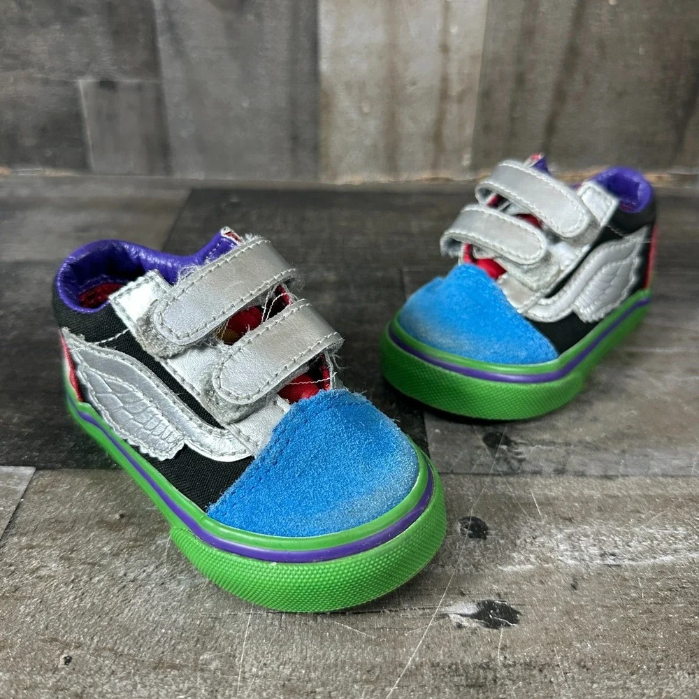 VANS x Marvel Avengers Captain America Toddler Sneakers Size 4